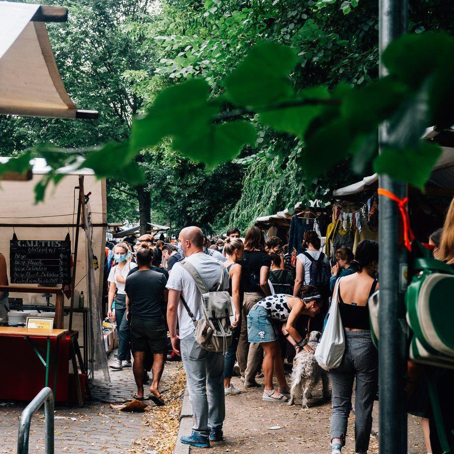 7 Reasons To Shop Local & Small